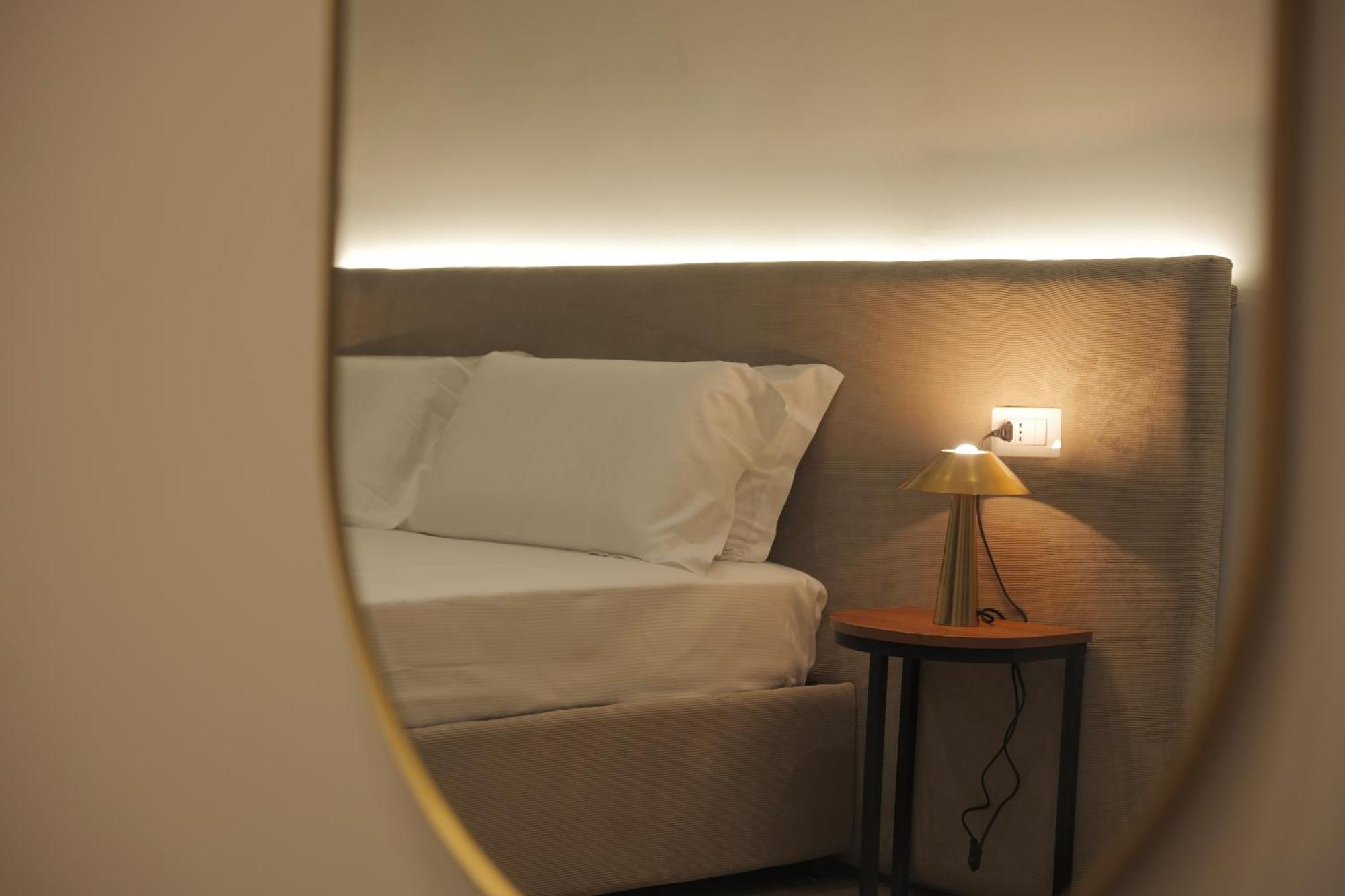 Toledo Luxury Rooms - Lr Collection Nápoles Exterior foto